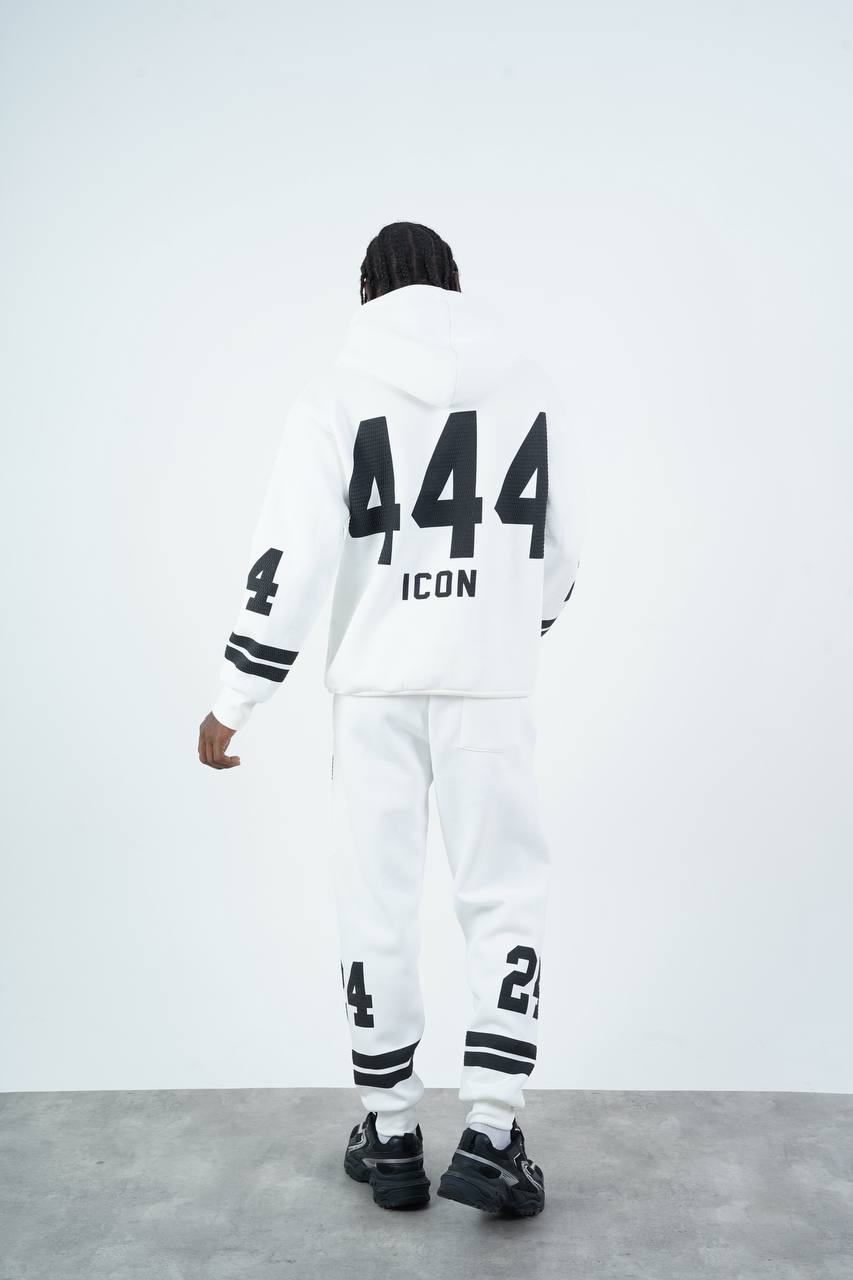 Екип "Icon White 444"
